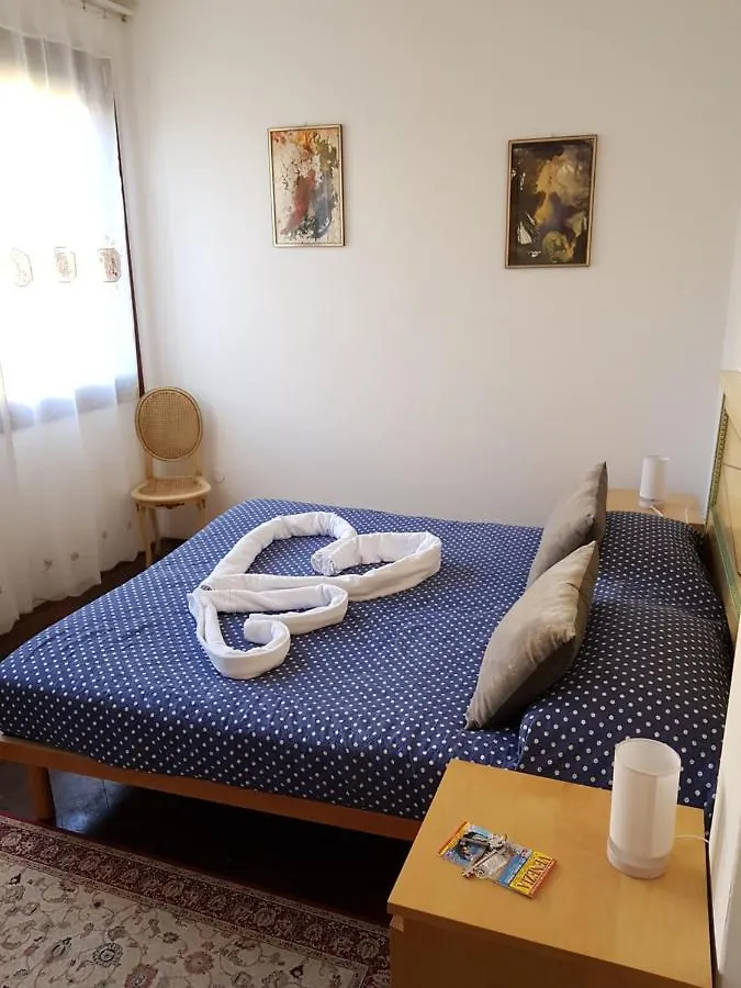 Lovely Apartment In Βενετία Ιταλία