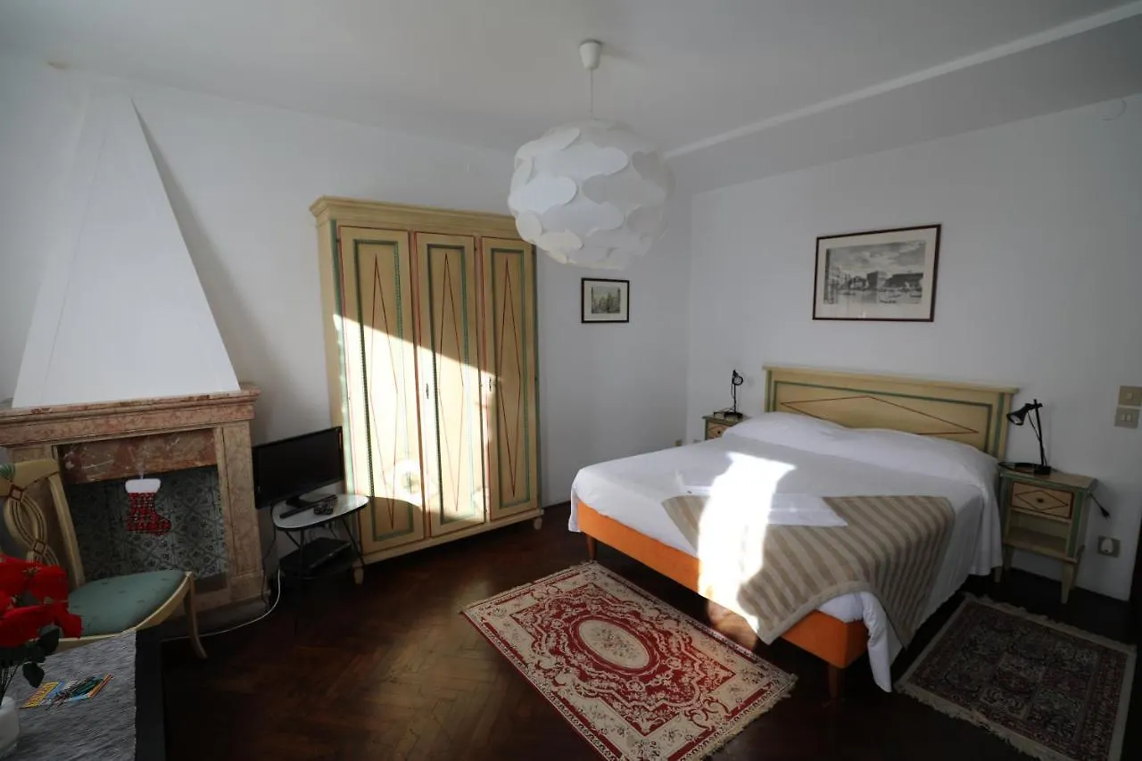 Lovely Apartment In Βενετία 3*,