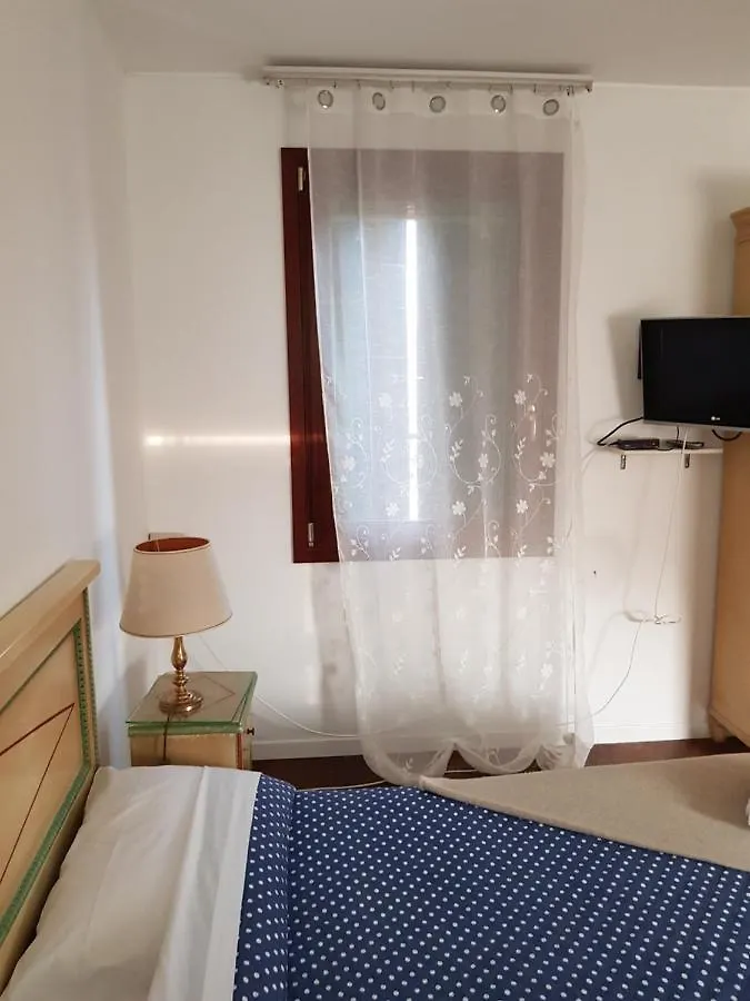 Πανσιόν Lovely Apartment In Βενετία