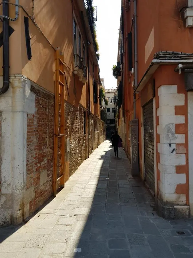 Lovely Apartment In Venise