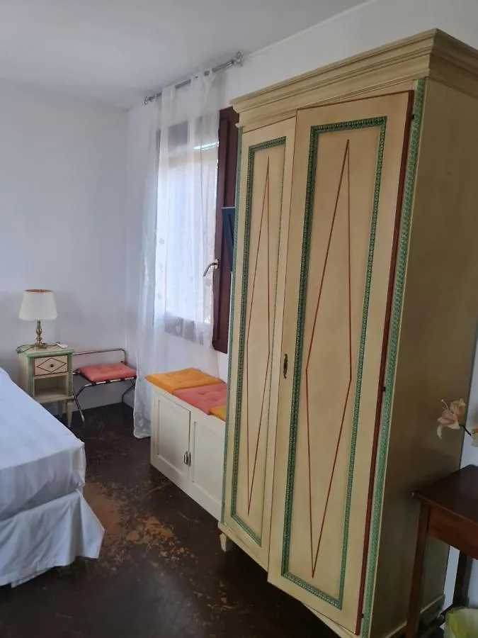 Πανσιόν Lovely Apartment In Βενετία