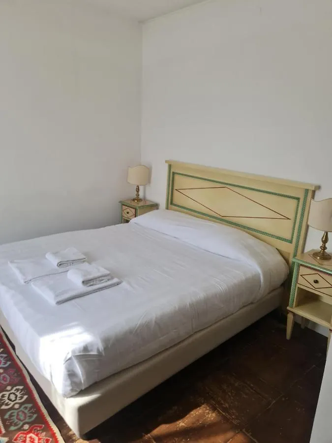 Lovely Apartment In Βενετία